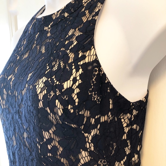 NWOT Vince Camuto Floral Lace Dress - Picture 3 of 13